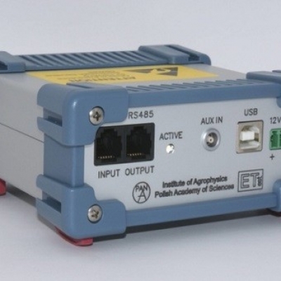 TDR/MUX 微型土壤水分、溫度、電導(dǎo)率、水勢監(jiān)測儀